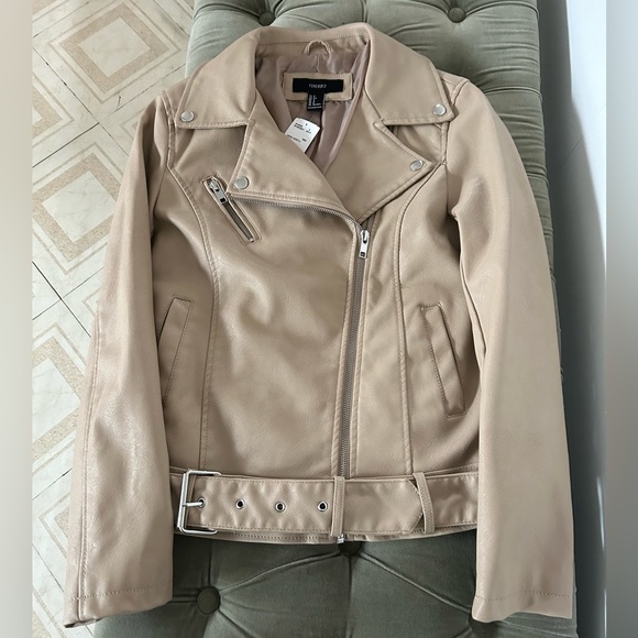 Forever 21 Belted Moto Jacket NWT Taupe Beige S Faux Leather NICKS/FLAW SEE PICS - Picture 8 of 14